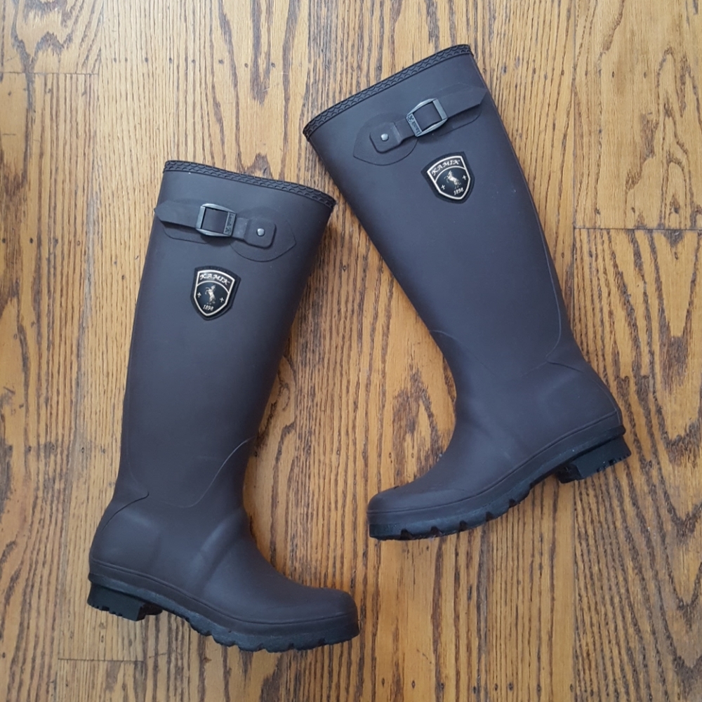 Kamik Tall Brown Rainboots Excellent